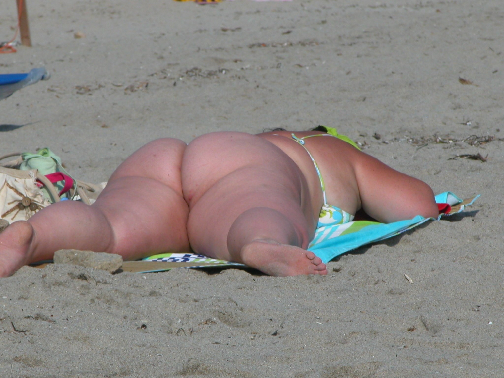 Порно Видео Толстых Женщин На Пляже