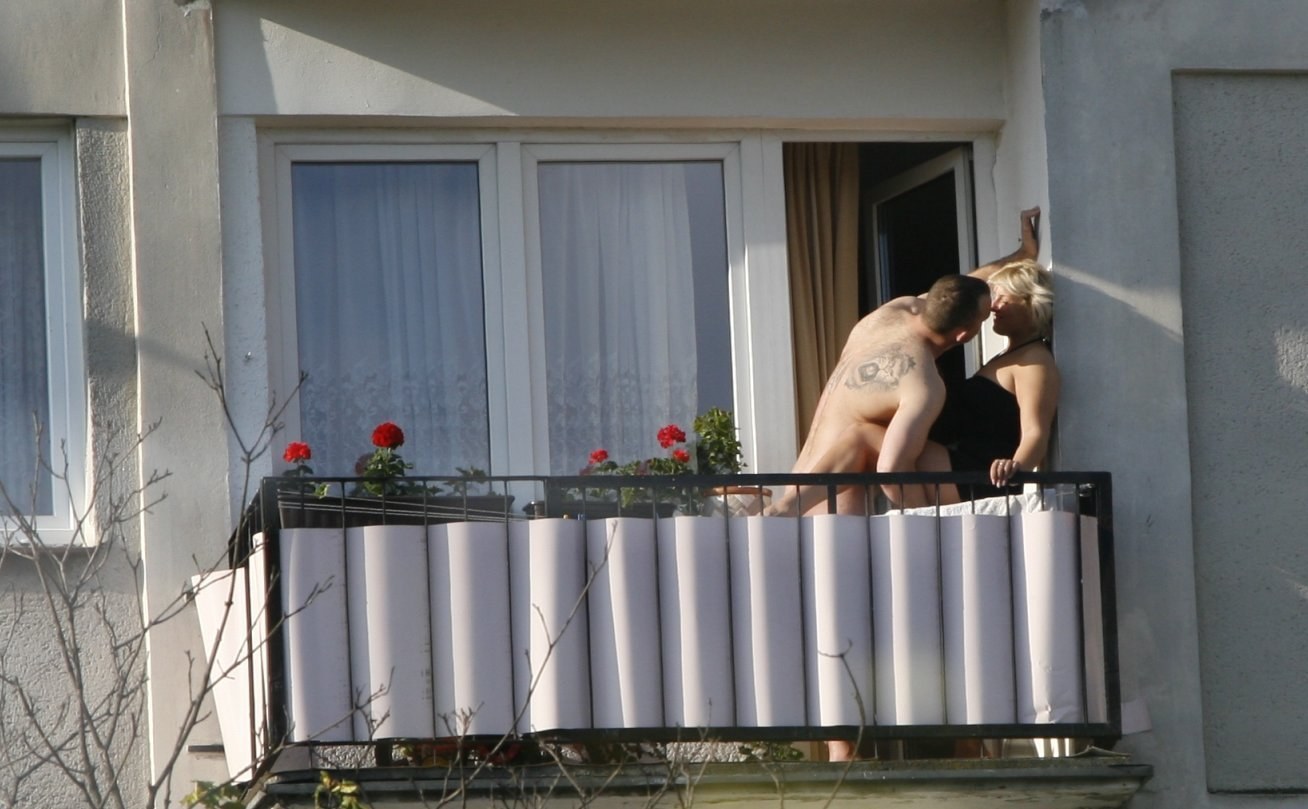 Чувственный Секс На Балконе