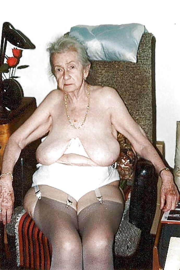 Порно Бабушки В Панталонах