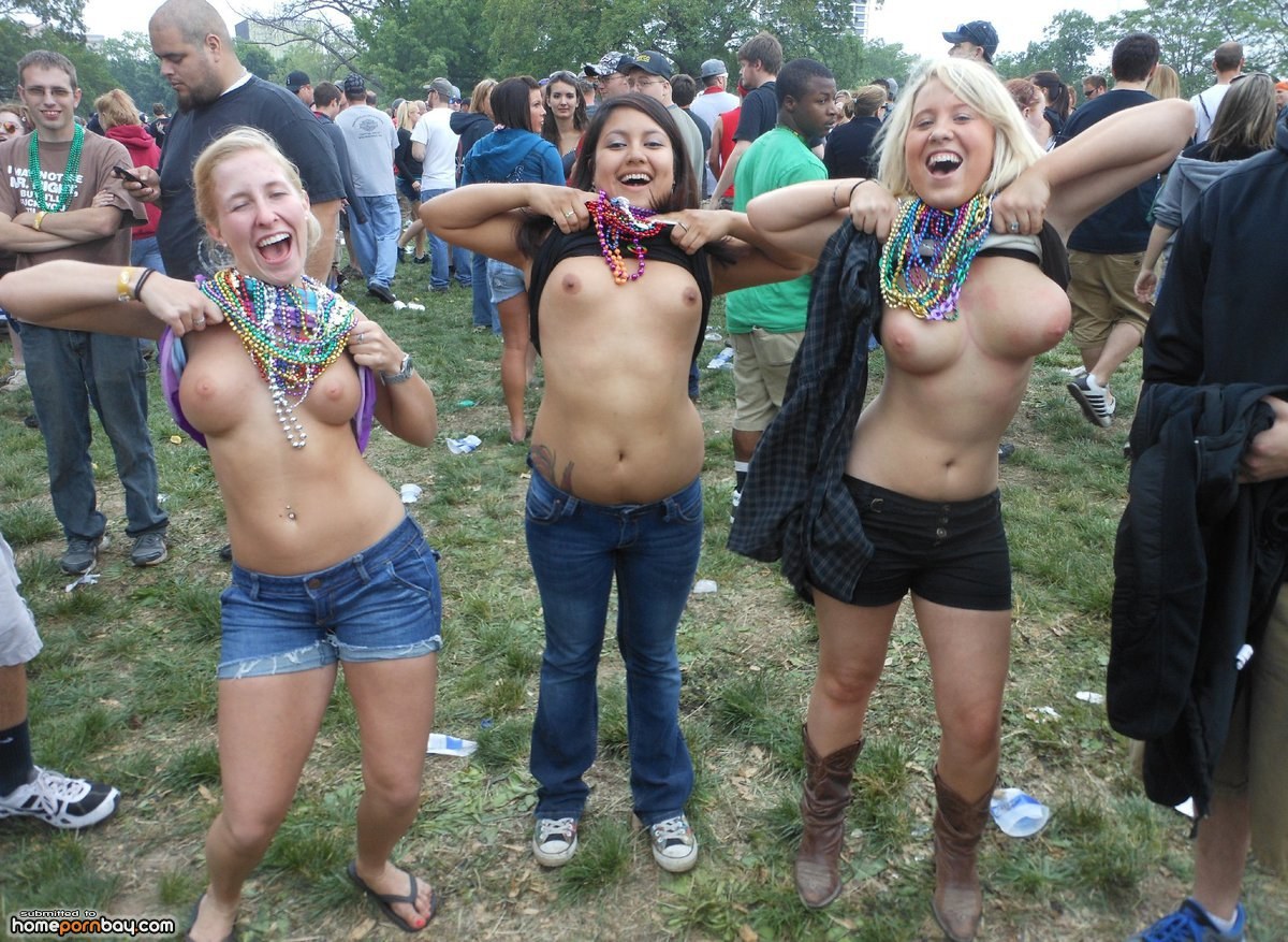фестивали с голыми девками фото 19
