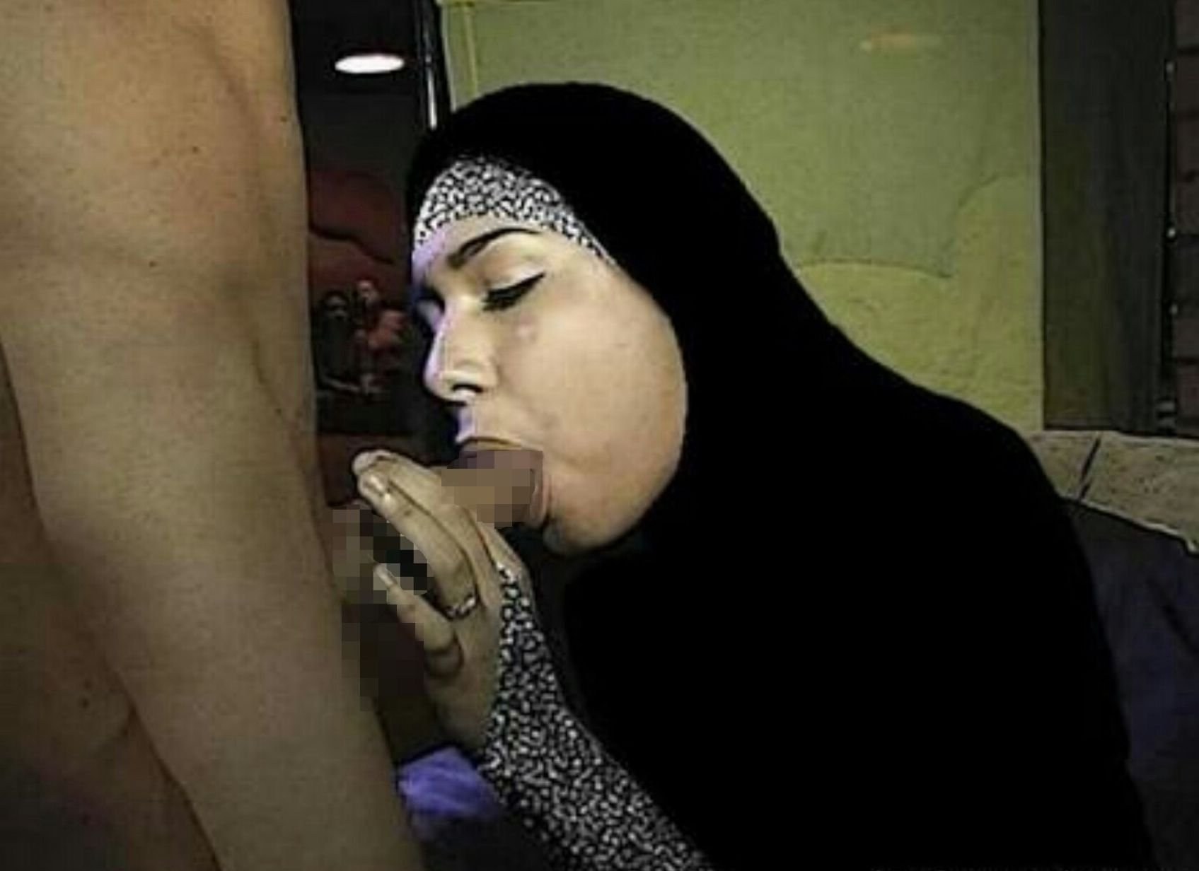 Muslim hidden sex