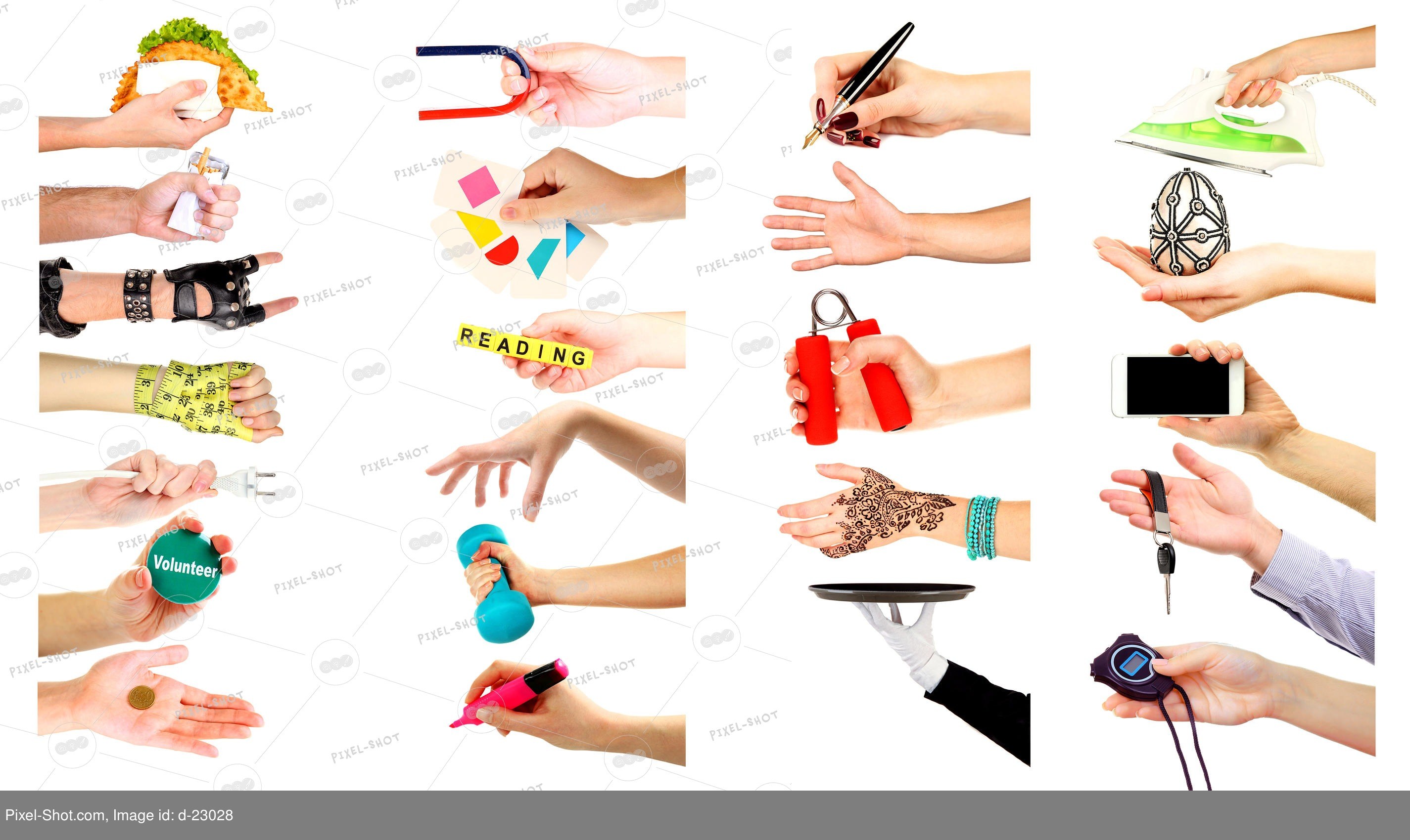 Разные вещи. Хобби коллекционирование. Косметика и бижутерия. Пробует разные предметы. Вещи на столе.