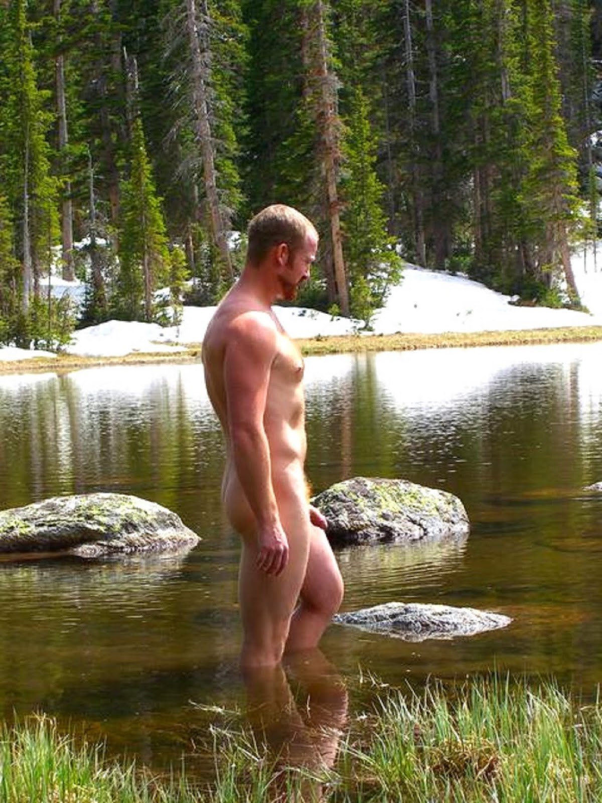 русские голые парни на природе фото 28
