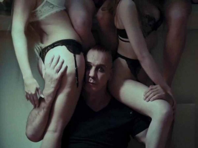 Клип Knebel от Lindemann без цензуры с кровавым куни (ВИДЕО) | Порно на Приколе!