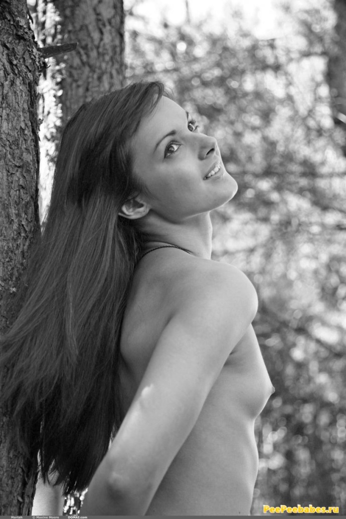 Красивые голые молодушки