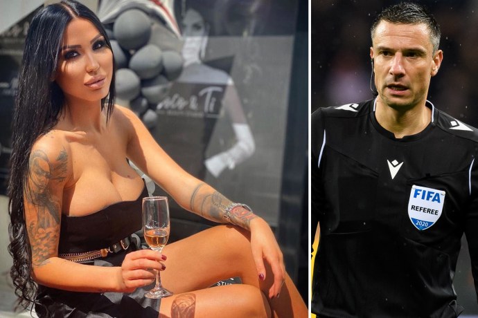 Зрелая маленькие сиськи сесекс на столе