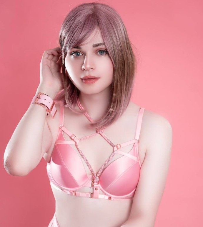 Пьяные девушки без трусов