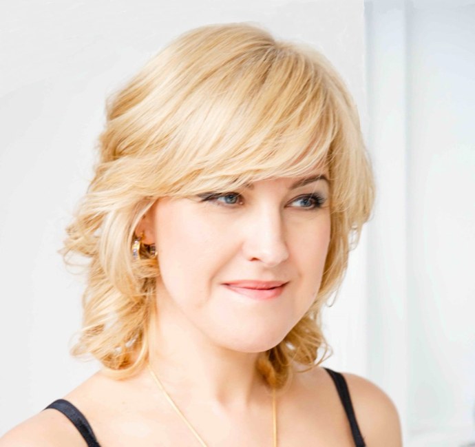 Юлия Меньшова 2019