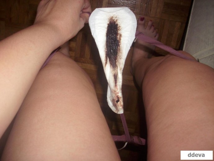 Голые женщины с месячными