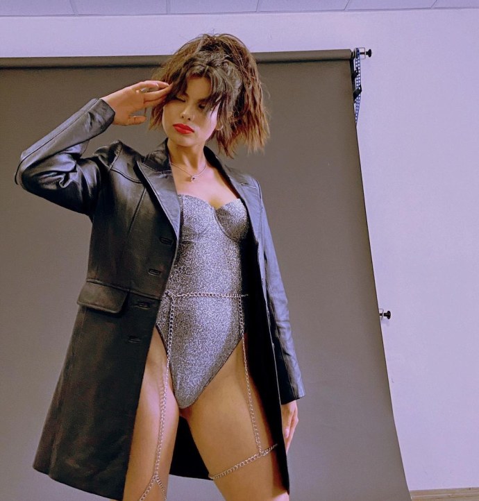 Мишель Андраде голая