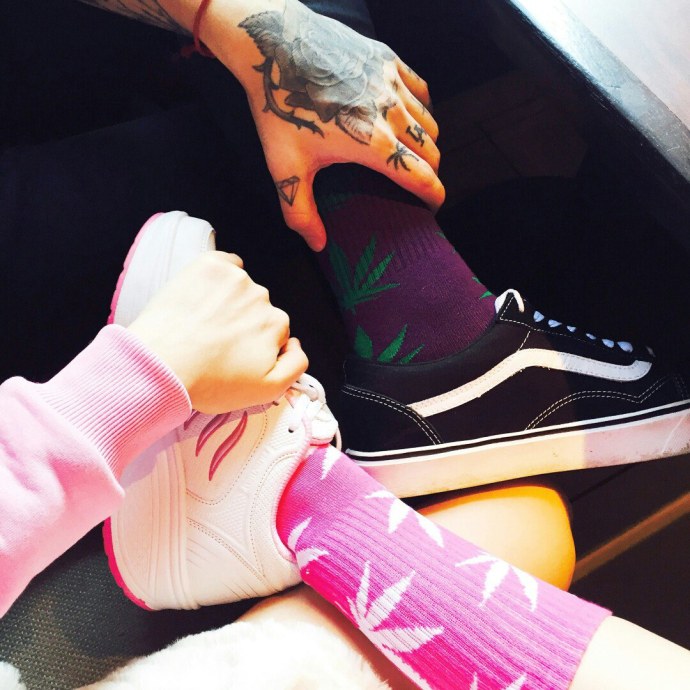 Alyssia Kent в платье