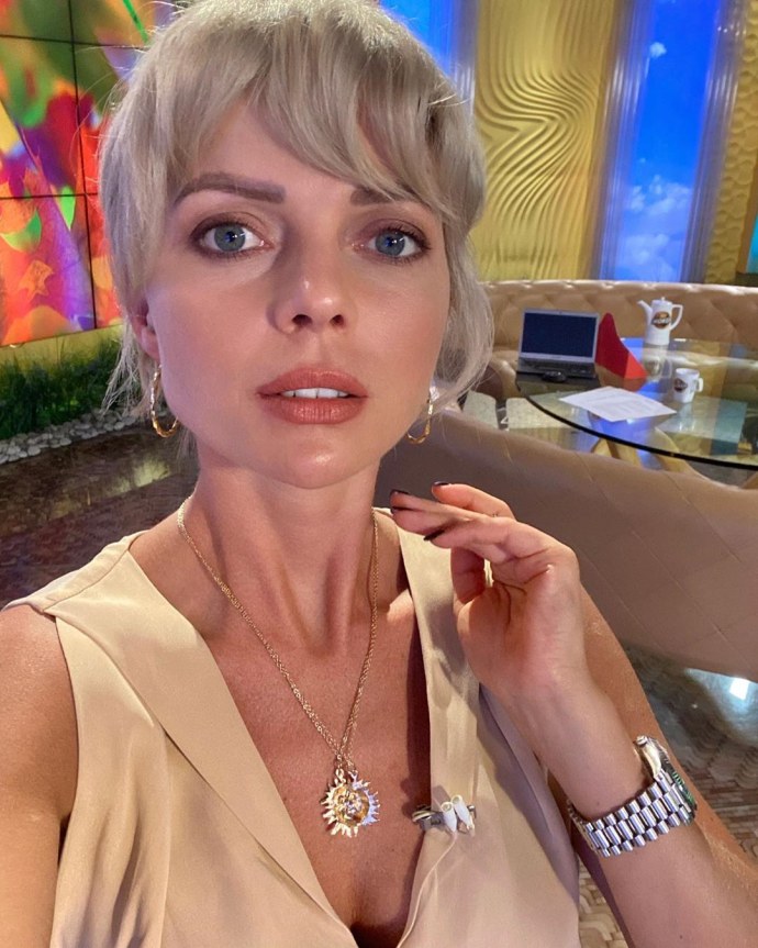 Трусы ведущих на ТВ Ландер