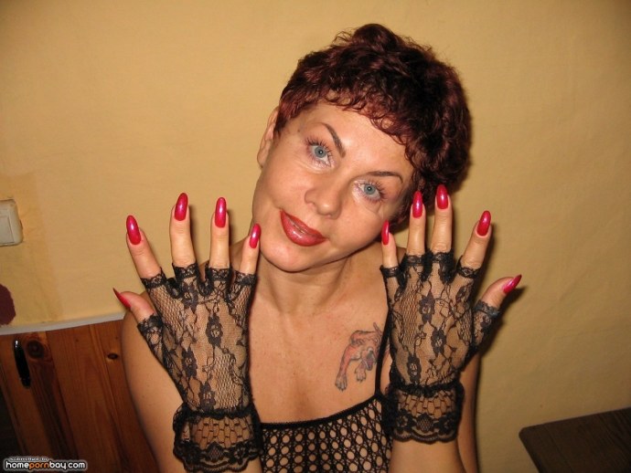 Рейчел Блау голая раздвигает