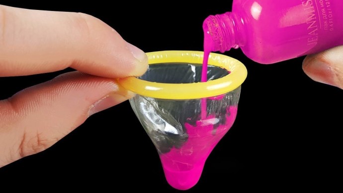 Мастурбатор из презерватива