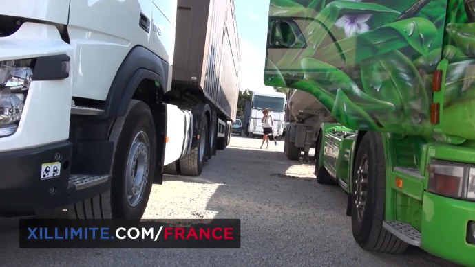 Рейчел Каммон Мускул ню