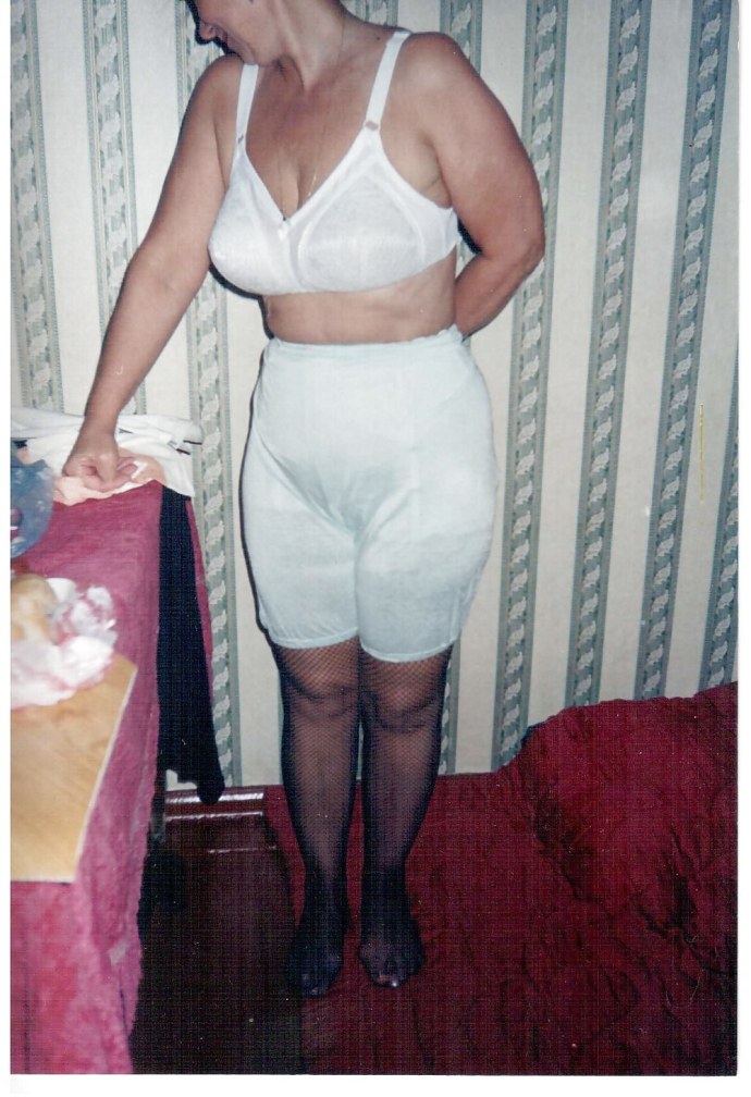 Зрелые в больших трусах