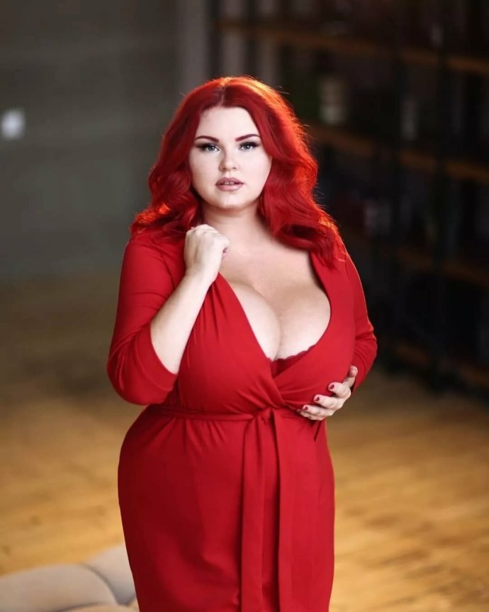 Анорей Коллинс беременные