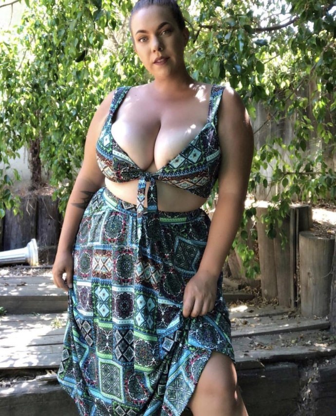 Xenia Wood Нина Потрапелюк