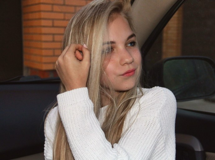 Катя Адушкина feet