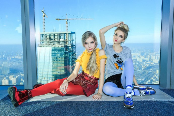 Софья Набатчикова в купальнике