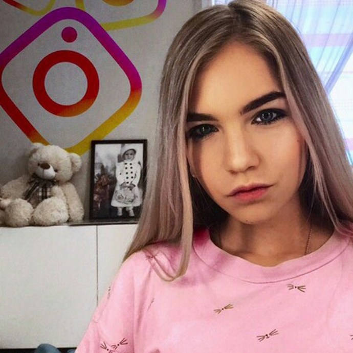 Александра Набатчикова в купальнике