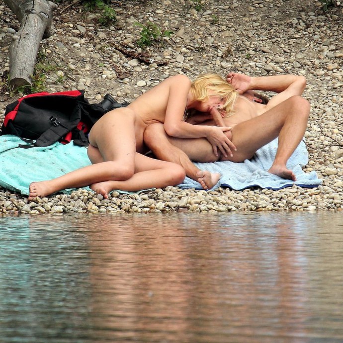 Подсмотренное голые пары на пляже