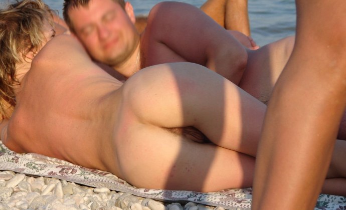 Подглядел трах на пляже