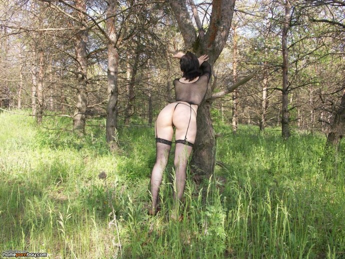 Ебля зрелых русских баб на природе