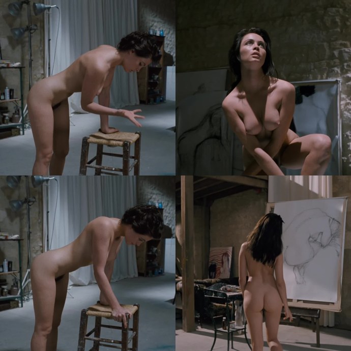 Эммануэль Сенье голые сцены