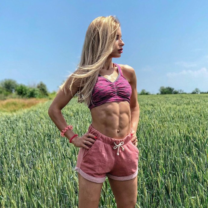 Людмила Катунина muscle