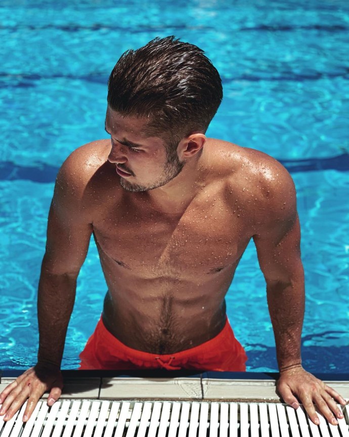 Роман Гриценко тело