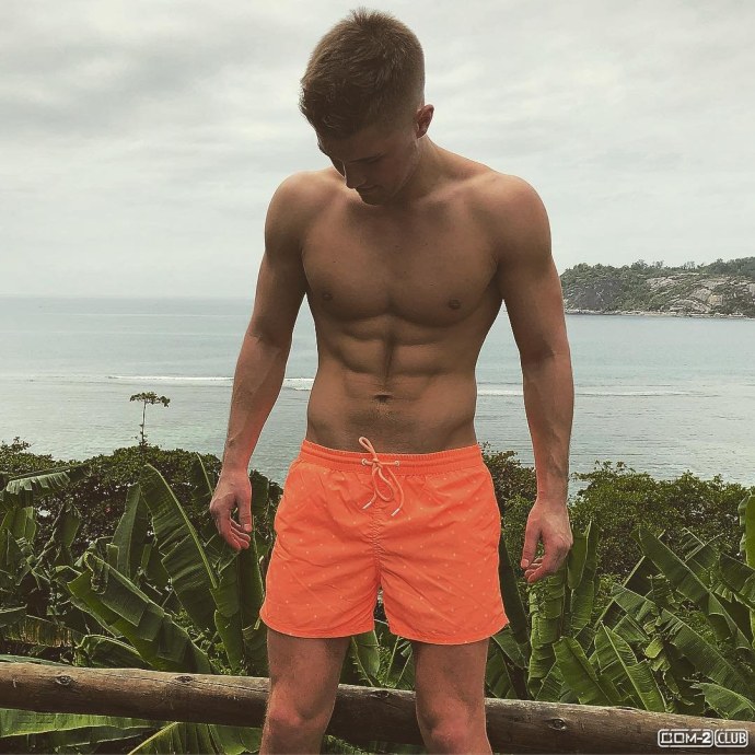 Роман Гриценко торс 2022