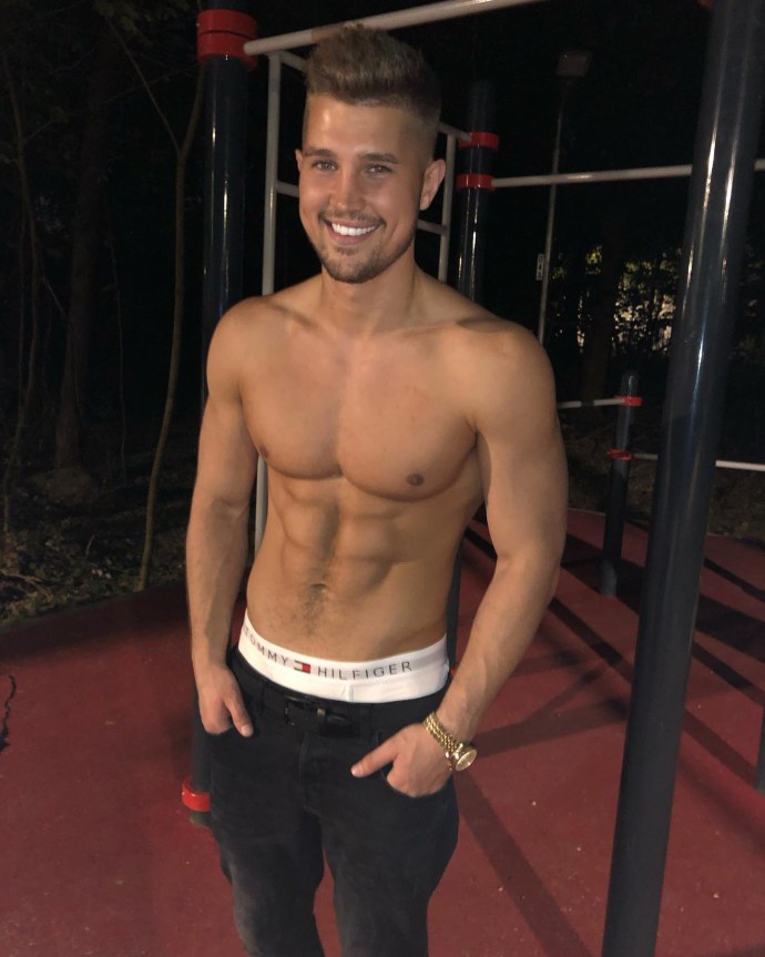 Роман Гриценко дом 2