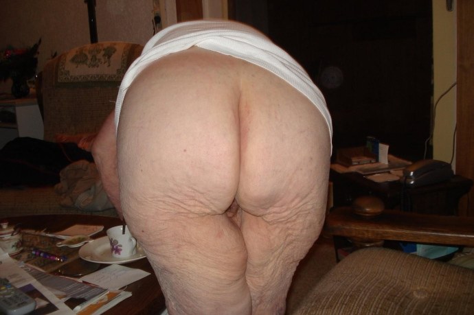 Толстые целлюлитные ляжки