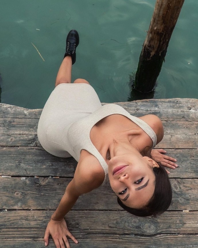 Mira twitch слив