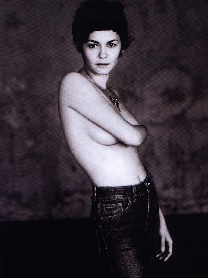 Одри Тоту в Нижнем белье