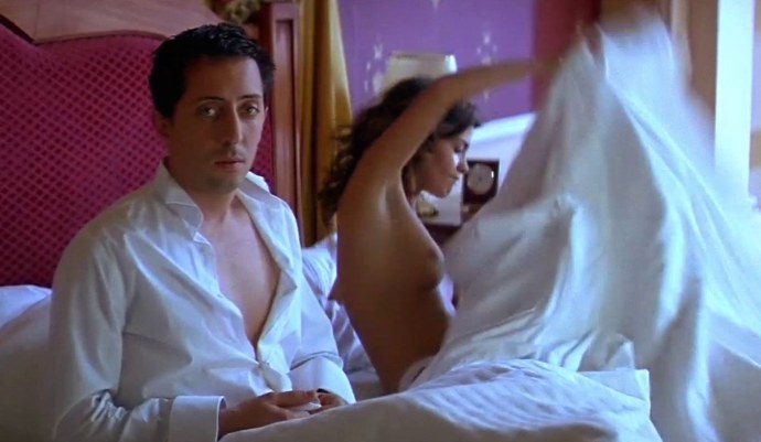 Энн Хэтэуэй голая фейк