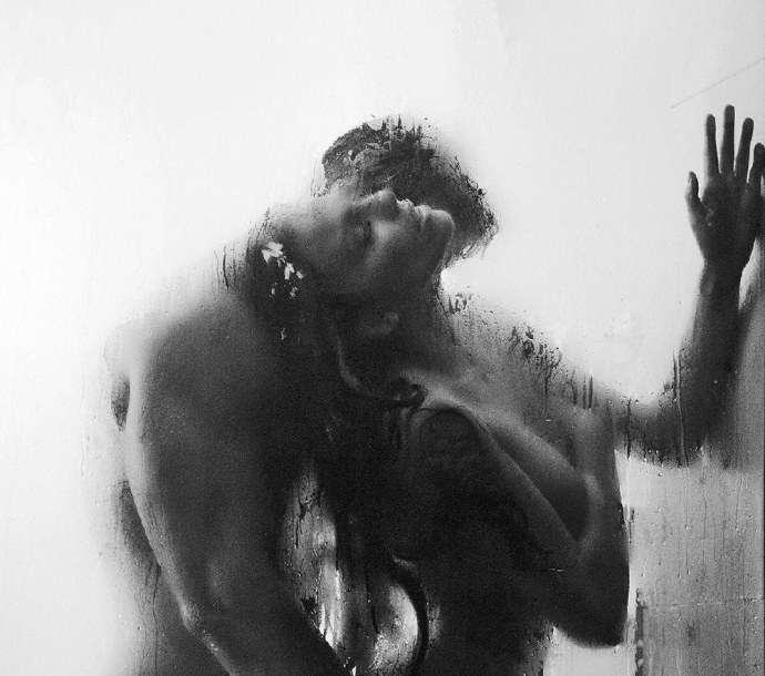 Мужчина и женщина в душе эротические