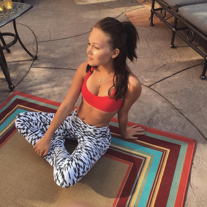 Келли Берглунд голая фото