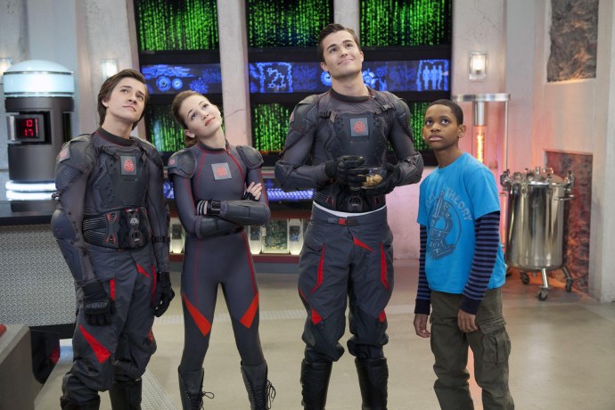 Келли Берглунд Бри Дэвенпорт