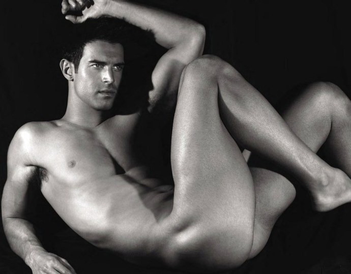 Мужская эротическая фотосессия