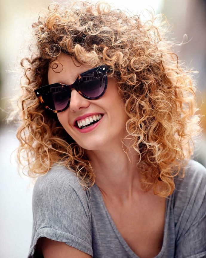 Эстер Асебо