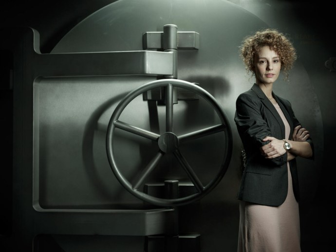 Эстер Асебо