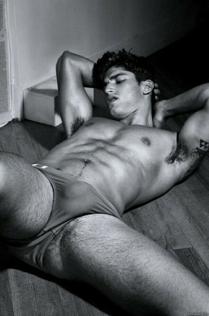 Эротические голые мужчины