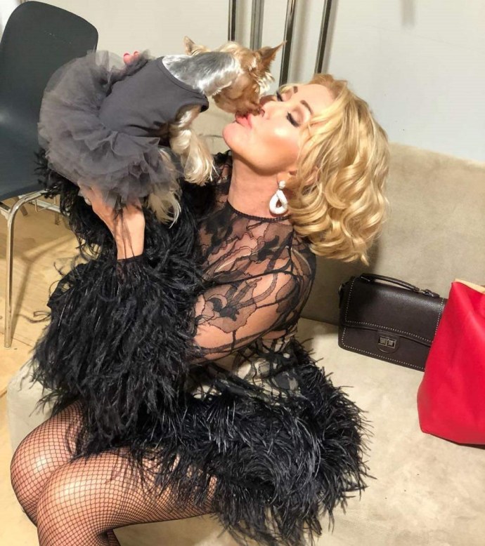 Любовь Успенская Наряды 2020