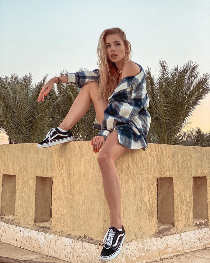 Полина Савекина модель