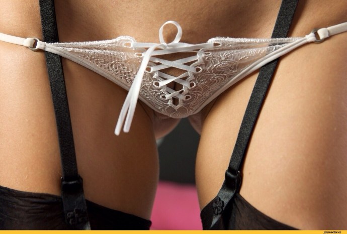 Клитор трусики с прорезью