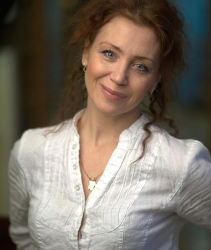 Голая актриса Юлия Меньшова