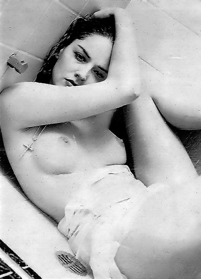 Голая Шерон Стоун в фильме Щепка