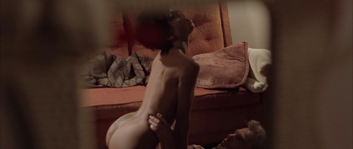 Холли Берри голая в фильме